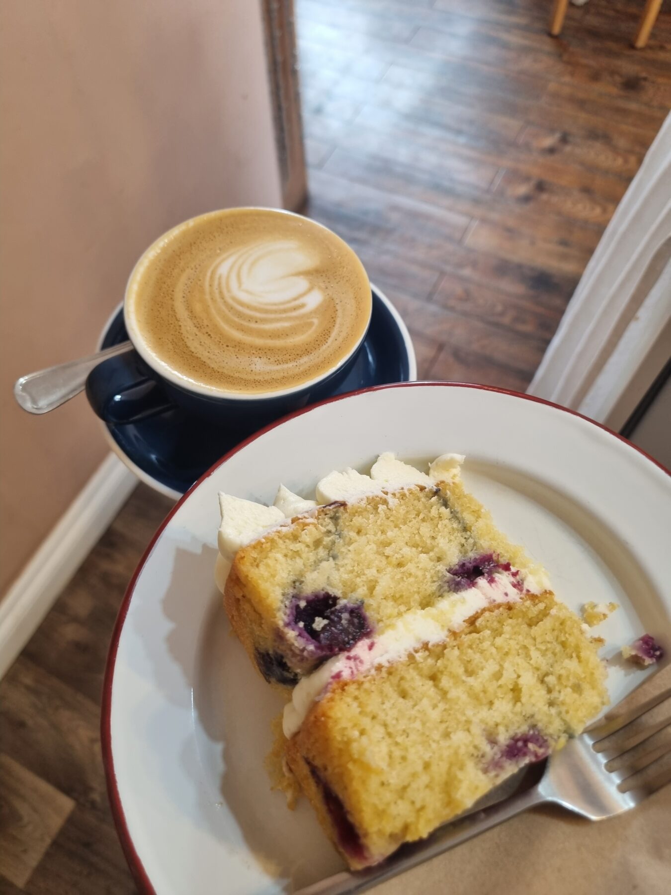 http://Robin's%20Nest%20Coffee%20Shop,%20Chichester
